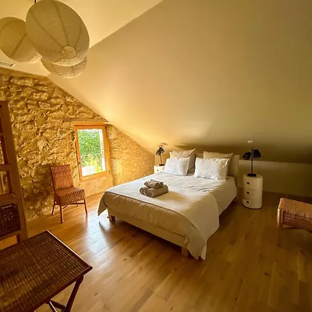 Apartment D Hotes Puchouaou Tilleul Sur Le Chemin De Saint Jacques De Compostelle *