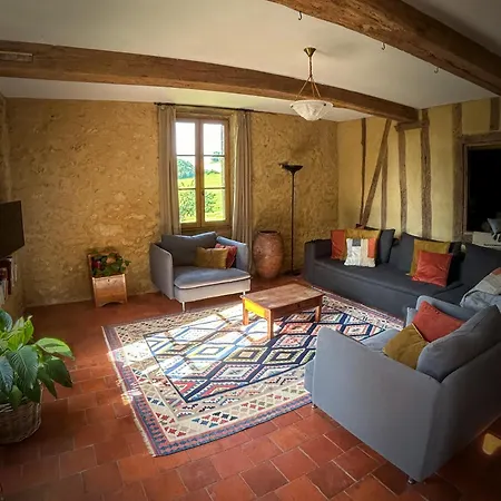 Bed and breakfast D Hotes Puchouaou Sur Le Chemin De Saint Jacques De Compostelle 3*